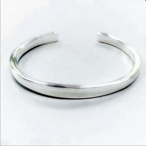 #46 ✨Restocked✨NEW 925 Sterling Silver Simple Cuff Bracelet